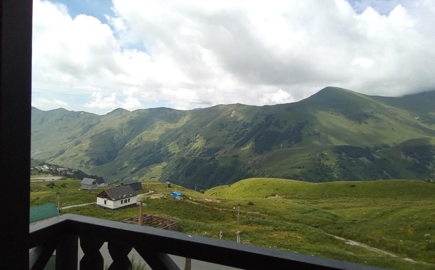 Mountain Dream House Διαμέρισμα Gudauri Εξωτερικό φωτογραφία